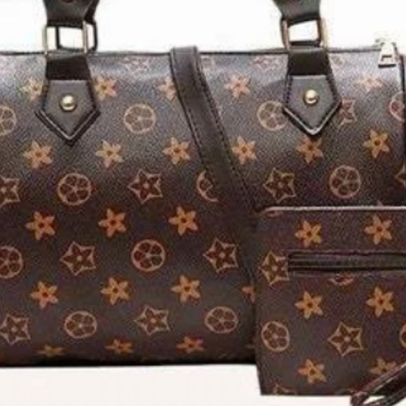 Multiple piece set - Picture 2 of 14